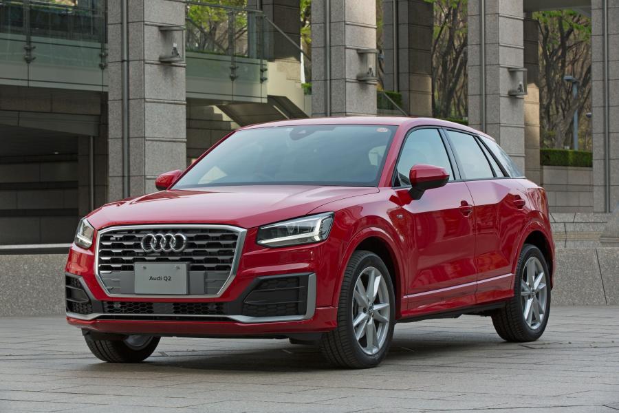  Audi Q2 TFSI S-Line 2017 года  (JP) (фото 1 из 14)